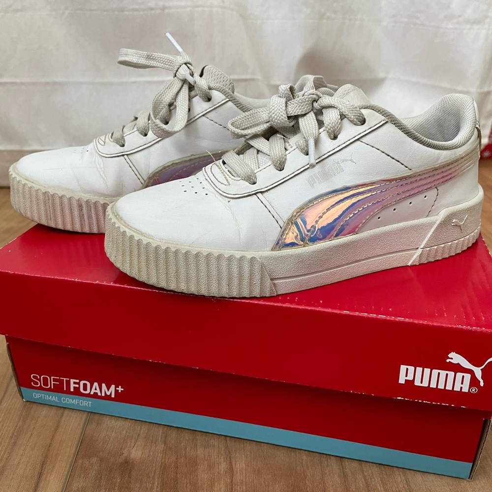 Girls Puma Sneakers